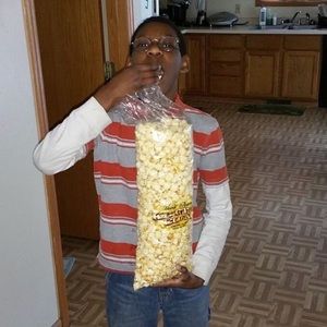 Meet your Posher, Vanessa